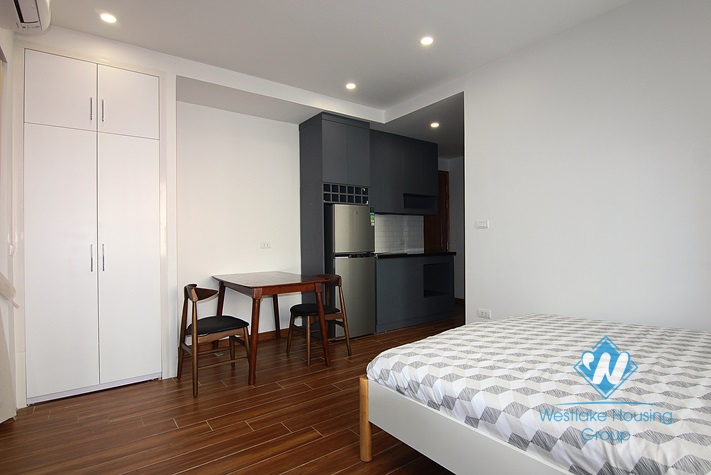 Bright and brand new studio for rent in Dang Thai Mai st, Tay Ho area